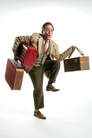 ONE MAN, TWO GUVNORS-14