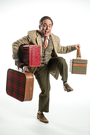 ONE MAN, TWO GUVNORS-4