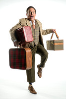 ONE MAN, TWO GUVNORS-2